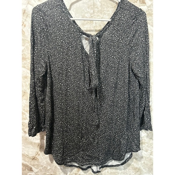 Maurices Tops - Maurices Floral Print Tie Neck 3/4 Sleeve Blouse Top Medium